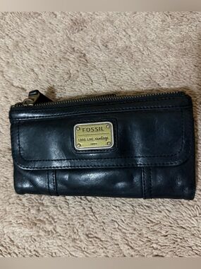 Fossil Black Leather Zip Wallet